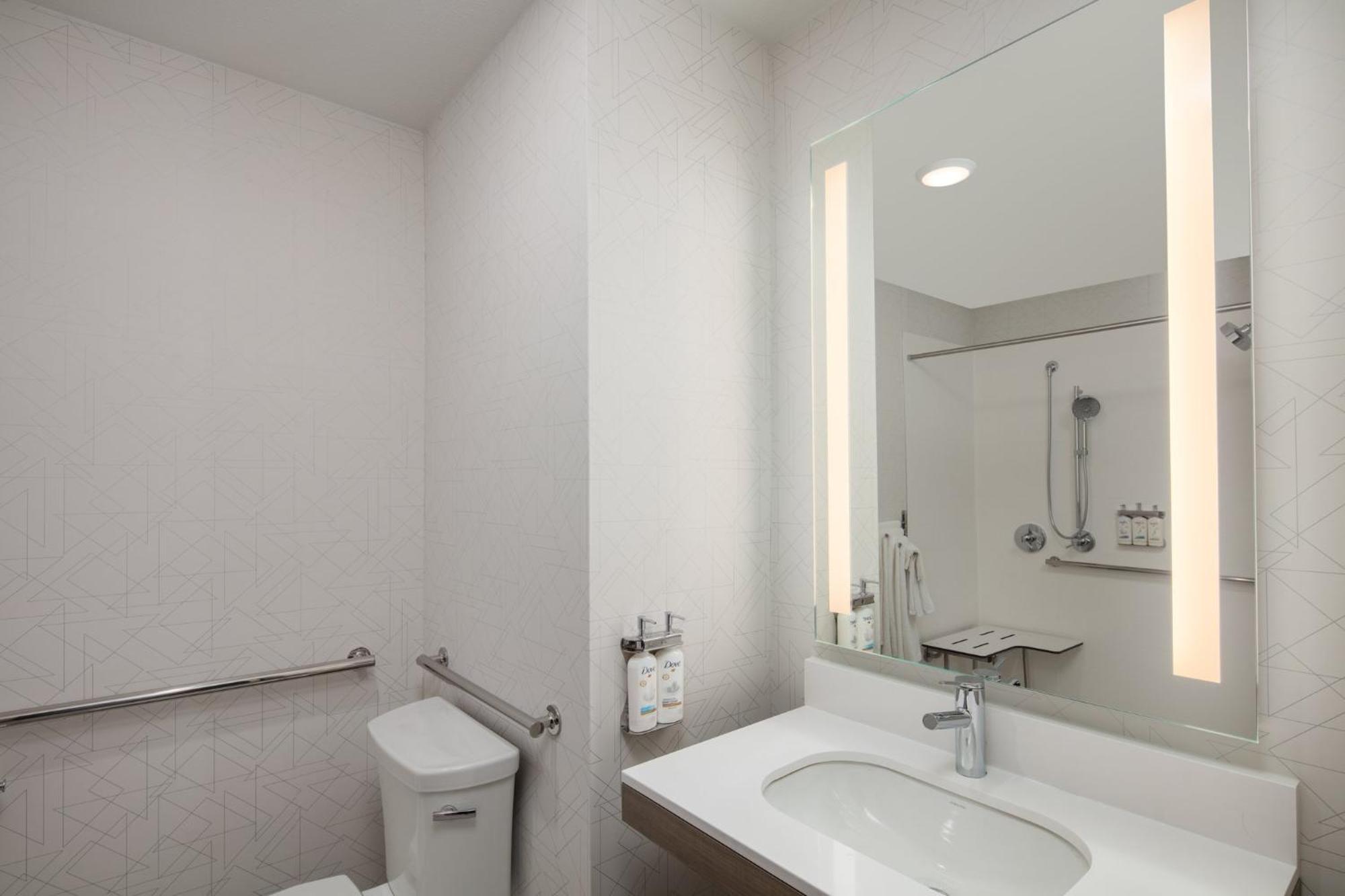 Holiday Inn Express Bothell By Ihg Ngoại thất bức ảnh