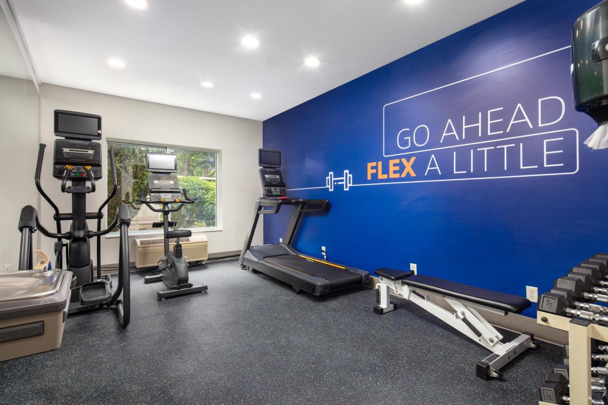 Holiday Inn Express Bothell By Ihg Ngoại thất bức ảnh