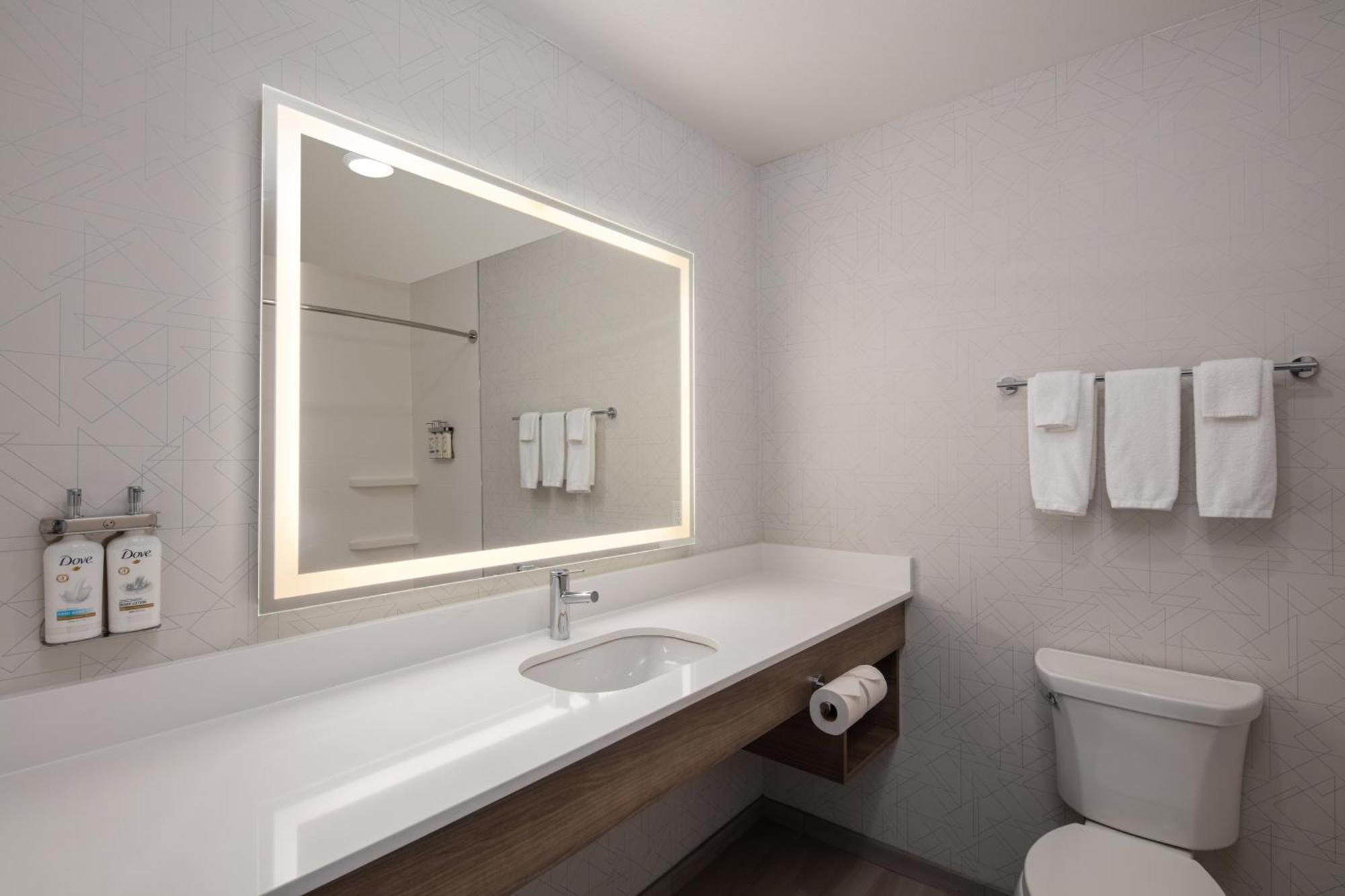 Holiday Inn Express Bothell By Ihg Ngoại thất bức ảnh